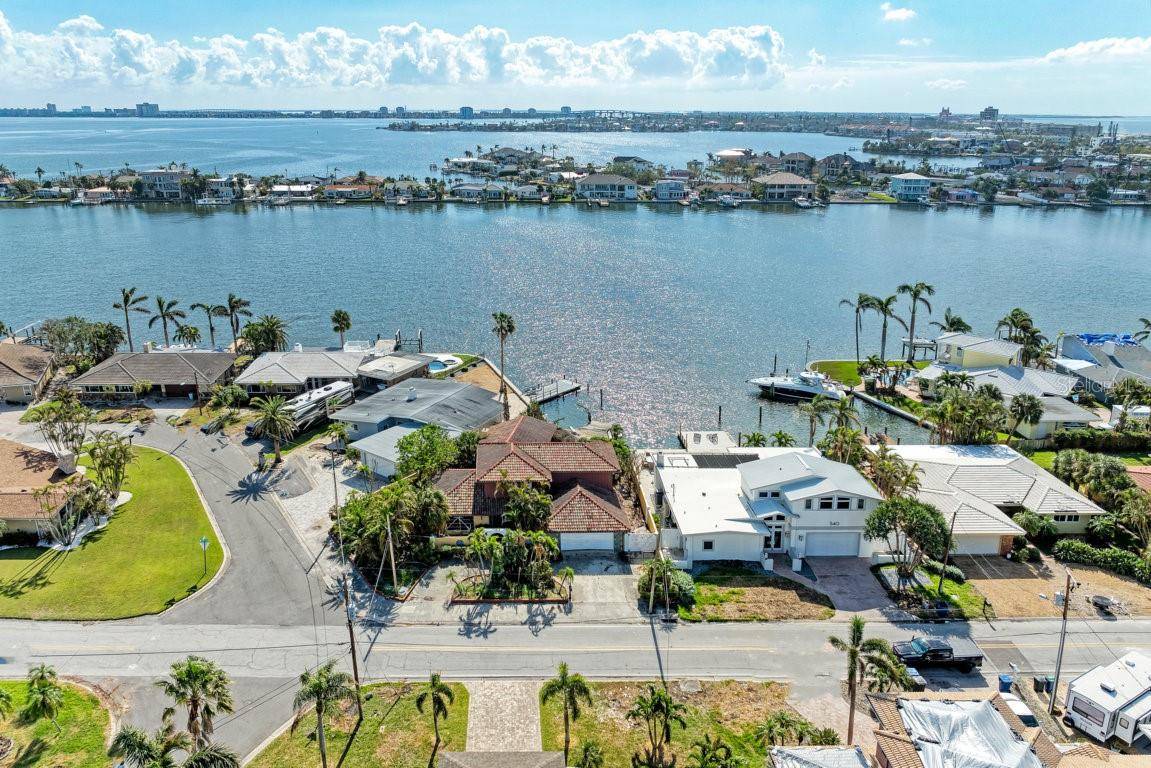 550 59TH AVE, St Pete Beach, FL 33706