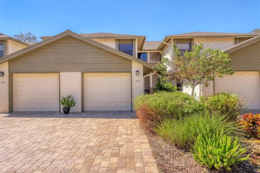 1676 STARLING DR #202, Sarasota, FL 34231
