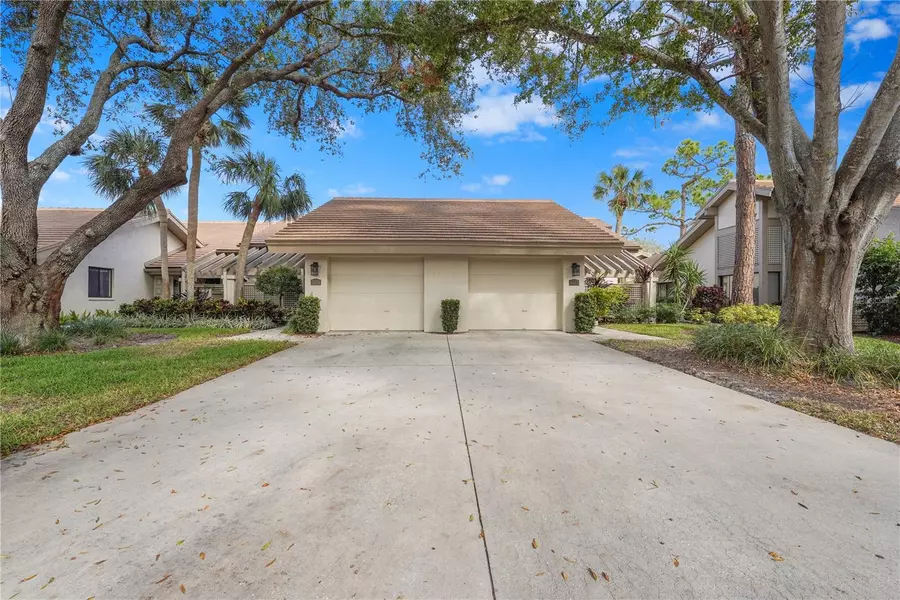 3375 SANDLEHEATH #34, Sarasota, FL 34235