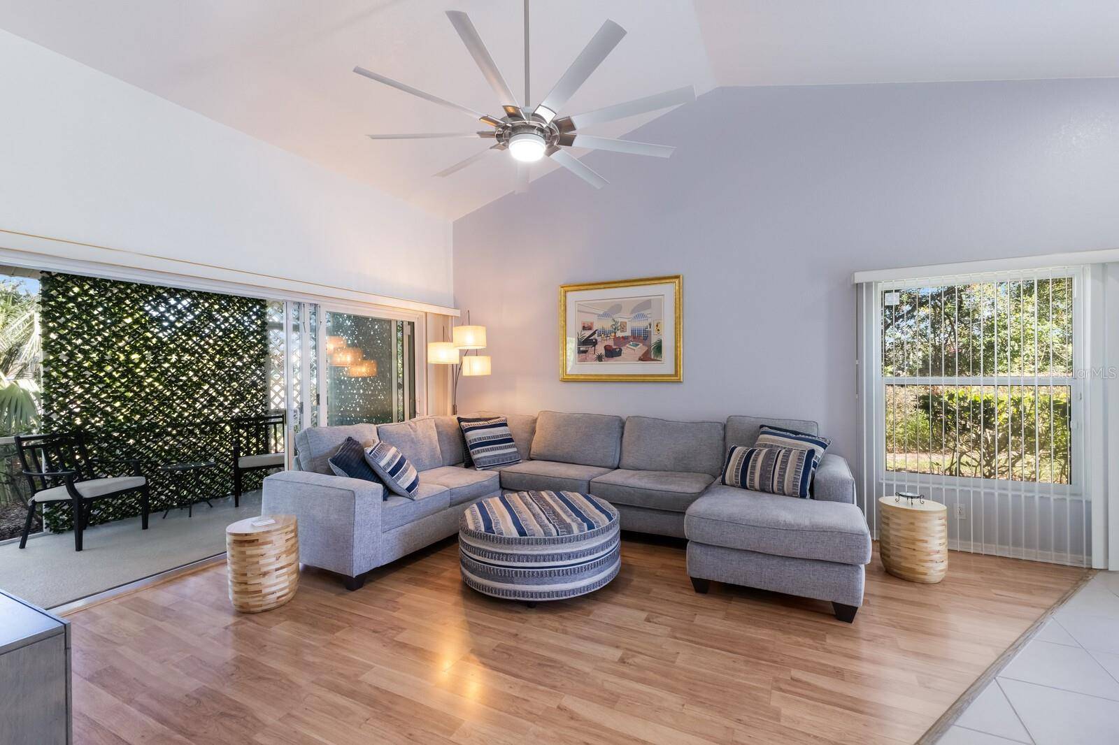 Bradenton, FL 34203,6591 FAIRWAY GARDENS DR #2-102