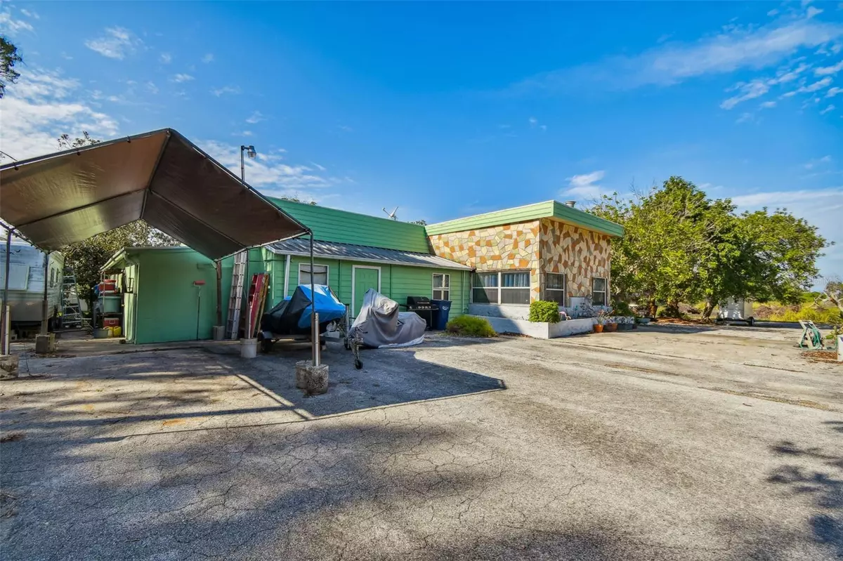 Palmetto, FL 34221,4223 US HIGHWAY 19