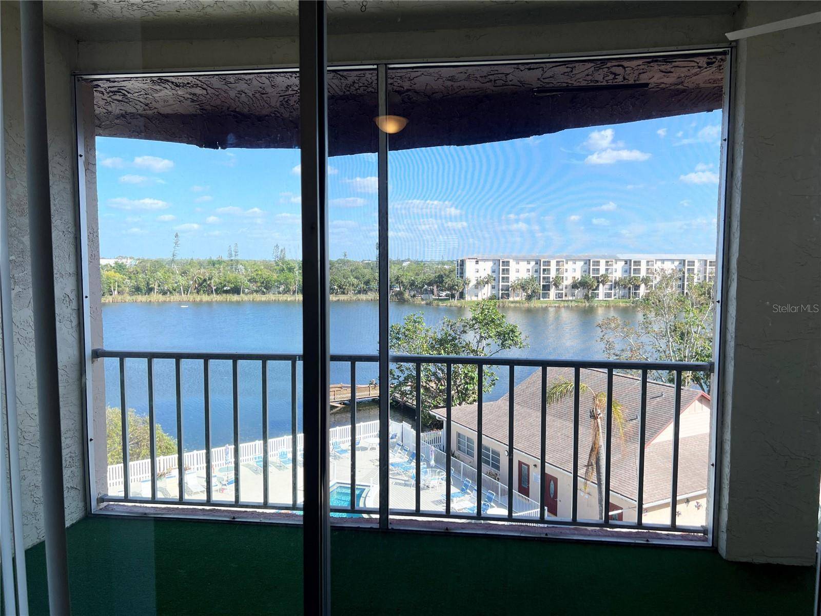 Bradenton, FL 34205,3993 LAKE BAYSHORE DR #F513