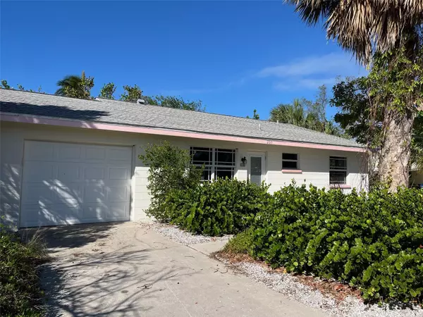 Holmes Beach, FL 34217,230 85TH ST