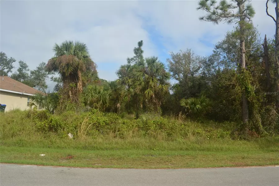 MADDOCK CIR, North Port, FL 34286
