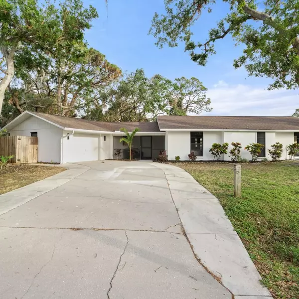 717 ROANOKE RD, Venice, FL 34293