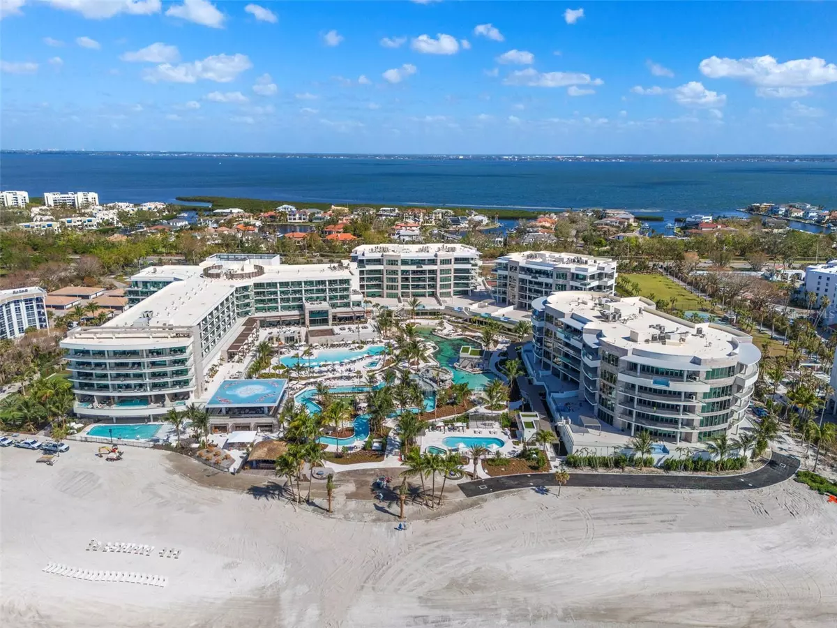 Longboat Key, FL 34228,1591 GULF OF MEXICO DR #216