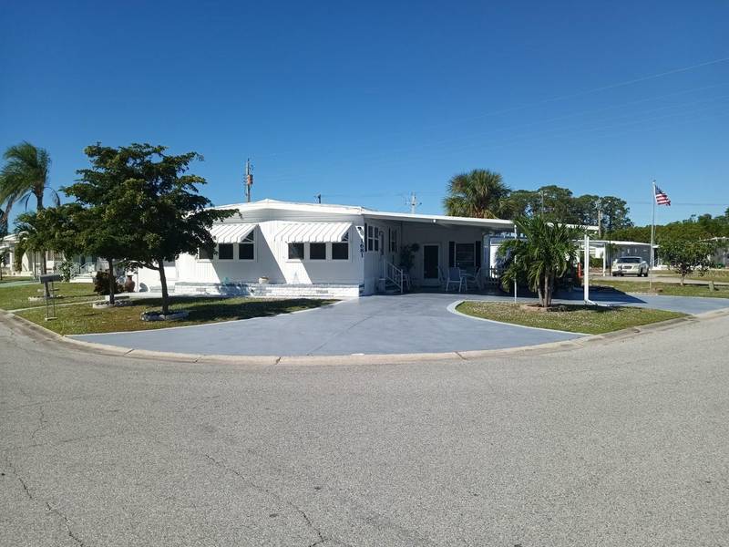 1681 MIDLOTHIAN ST, Sarasota, FL 34234