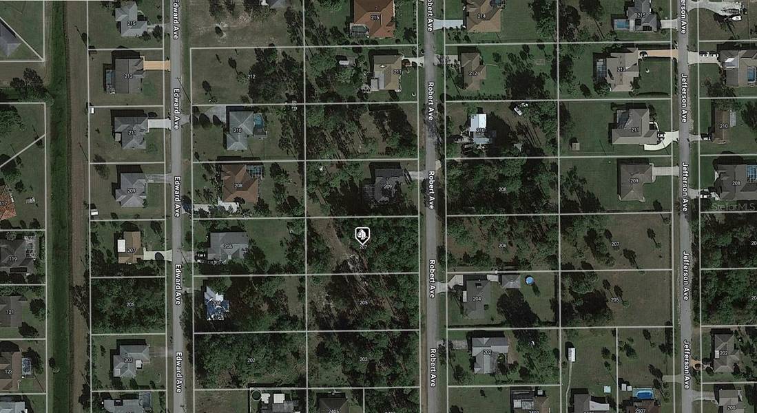 207 ROBERT AVE, Lehigh Acres, FL 33936