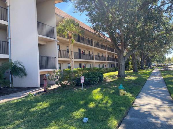 104 CAPRI ISLES BLVD #108, Venice, FL 34292