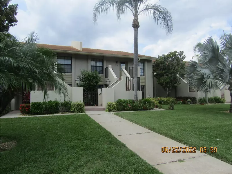 4470 WEYBRIDGE #68, Sarasota, FL 34235