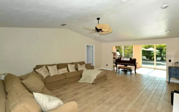 Sarasota, FL 34236,435 PARTRIDGE CIR