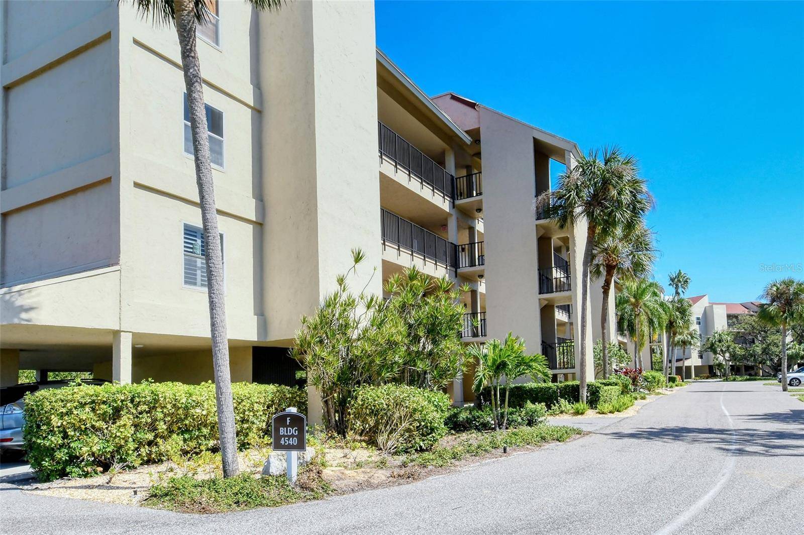 Longboat Key, FL 34228,4540 GULF OF MEXICO DR #304