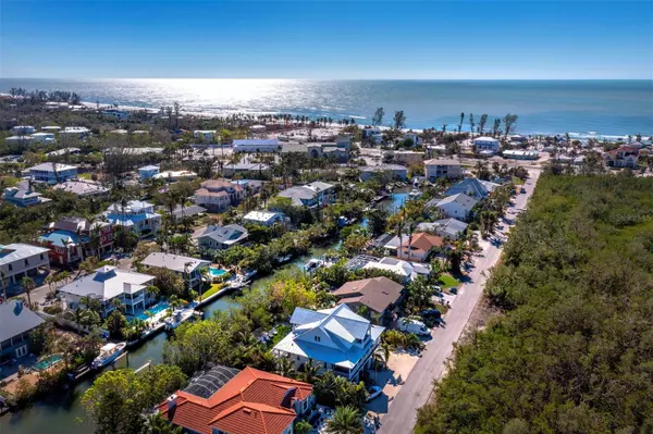 Longboat Key, FL 34228,598 LYONS LN