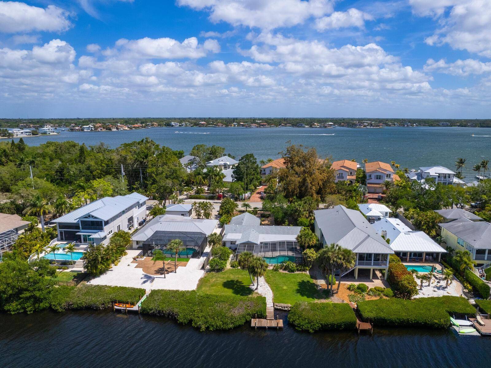 7916 MIDNIGHT PASS RD, Sarasota, FL 34242