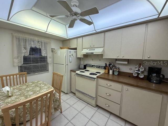 Sarasota, FL 34231,2609 WOODGATE LN #K4