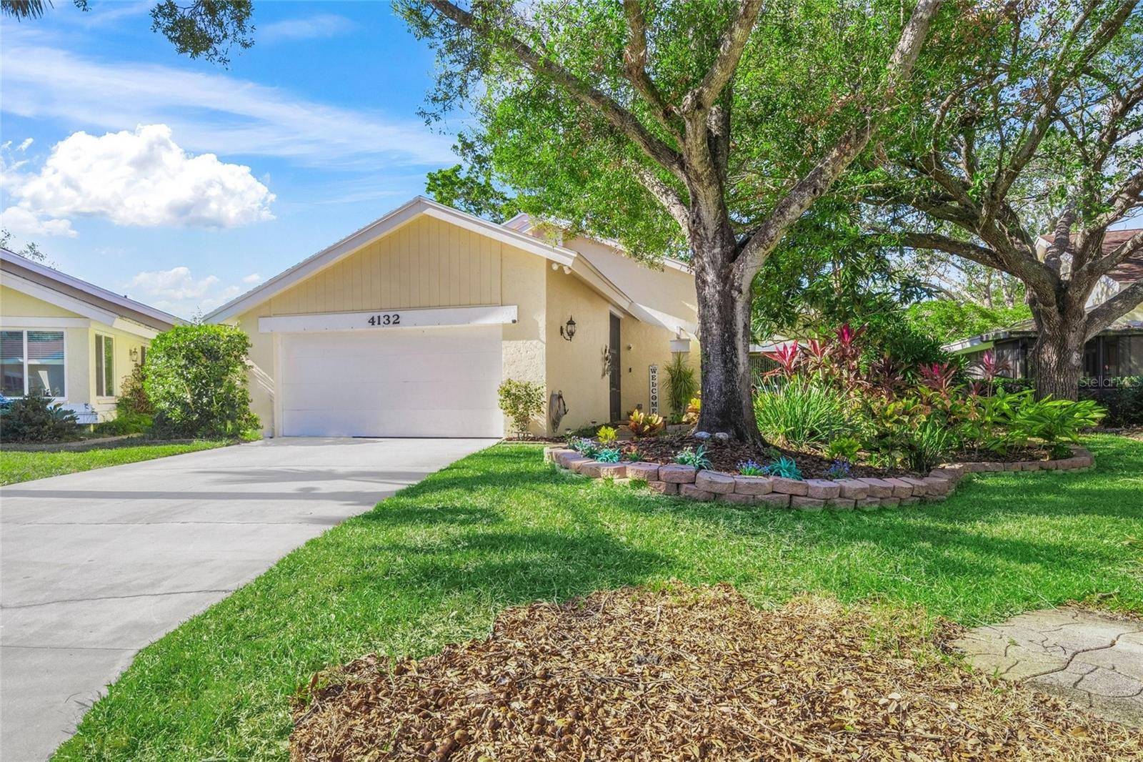 4132 CARRIAGE CIR #12, Sarasota, FL 34241