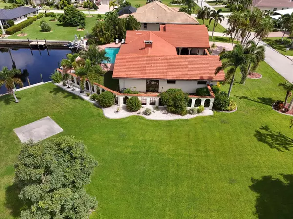 Punta Gorda, FL 33950,2700 BAY CT