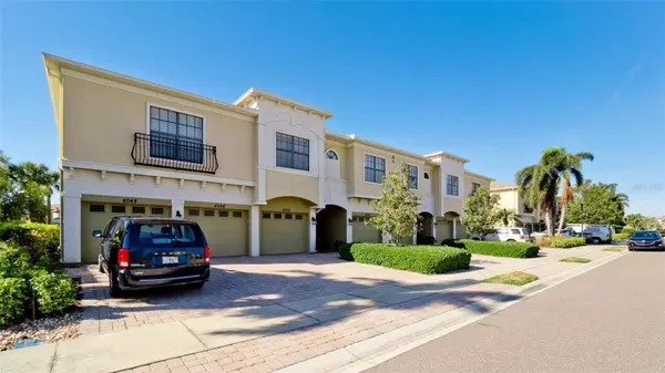 4046 OVERTURE CIR #4046, Bradenton, FL 34209