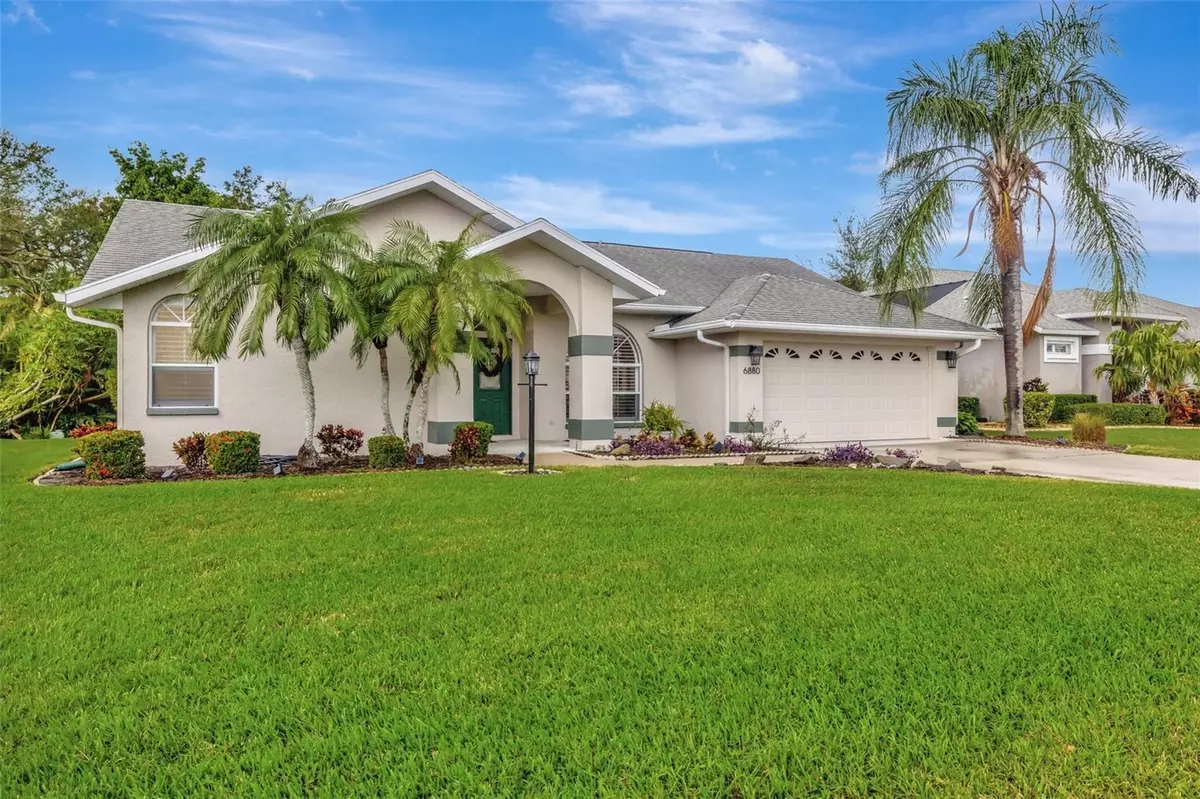 Sarasota, FL 34243,6880 CORRAL CIR