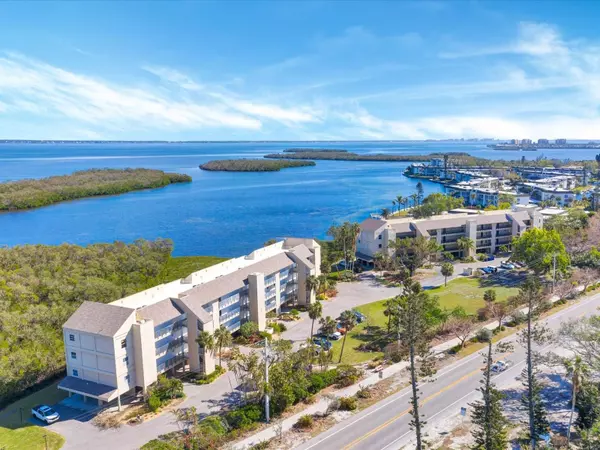 Longboat Key, FL 34228,4540 GULF OF MEXICO DR #204