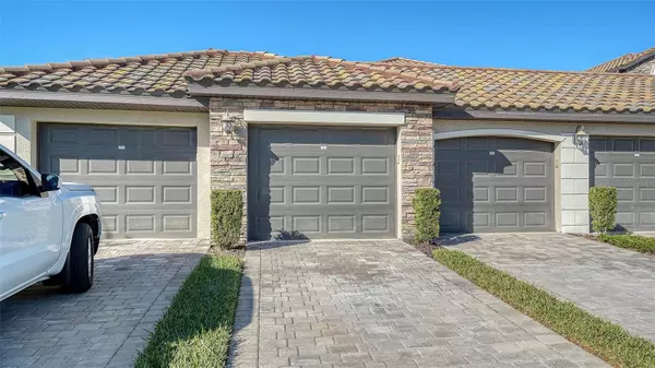 Bradenton, FL 34211,5537 PALMER CIR #201