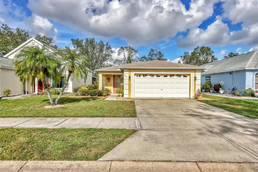 3541 BLECHNUM FERN LN, Sarasota, FL 34235