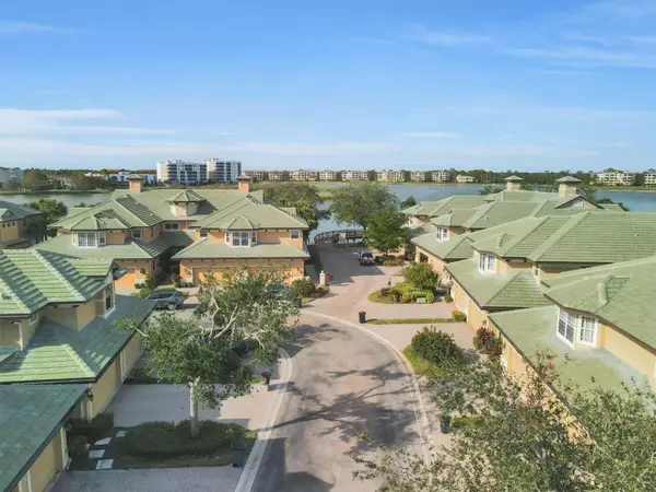 Lakewood Ranch, FL 34202,6503 MOORINGS POINT CIR #202