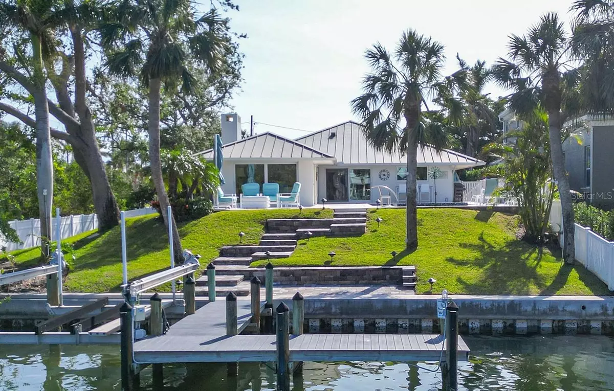 Sarasota, FL 34236,551 S POLK DR