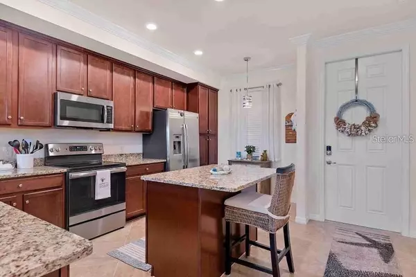 Bradenton, FL 34211,17118 VARDON TER #305