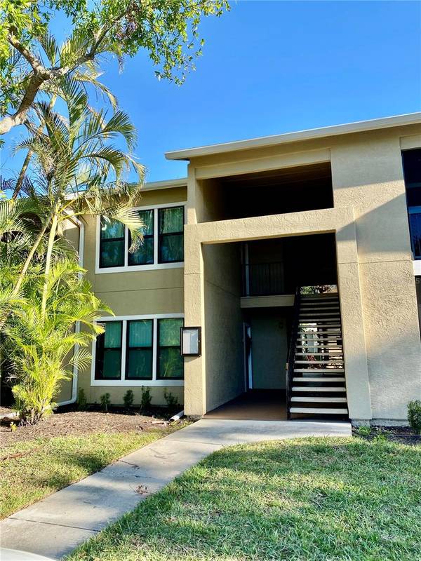 4009 CROCKERS LAKE BLVD #26, Sarasota, FL 34238