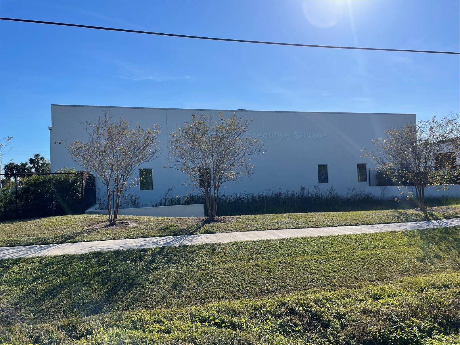 Sarasota, FL 34234,5411 TRI PAR DR #17