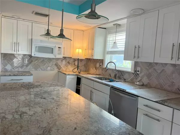 Longboat Key, FL 34228,610 FOX ST