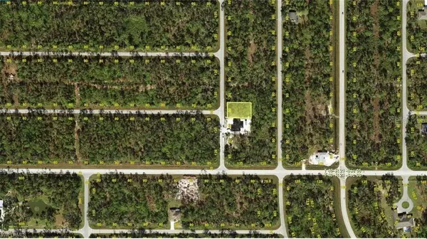 Port Charlotte, FL 33953,492 FRIENDLY ST