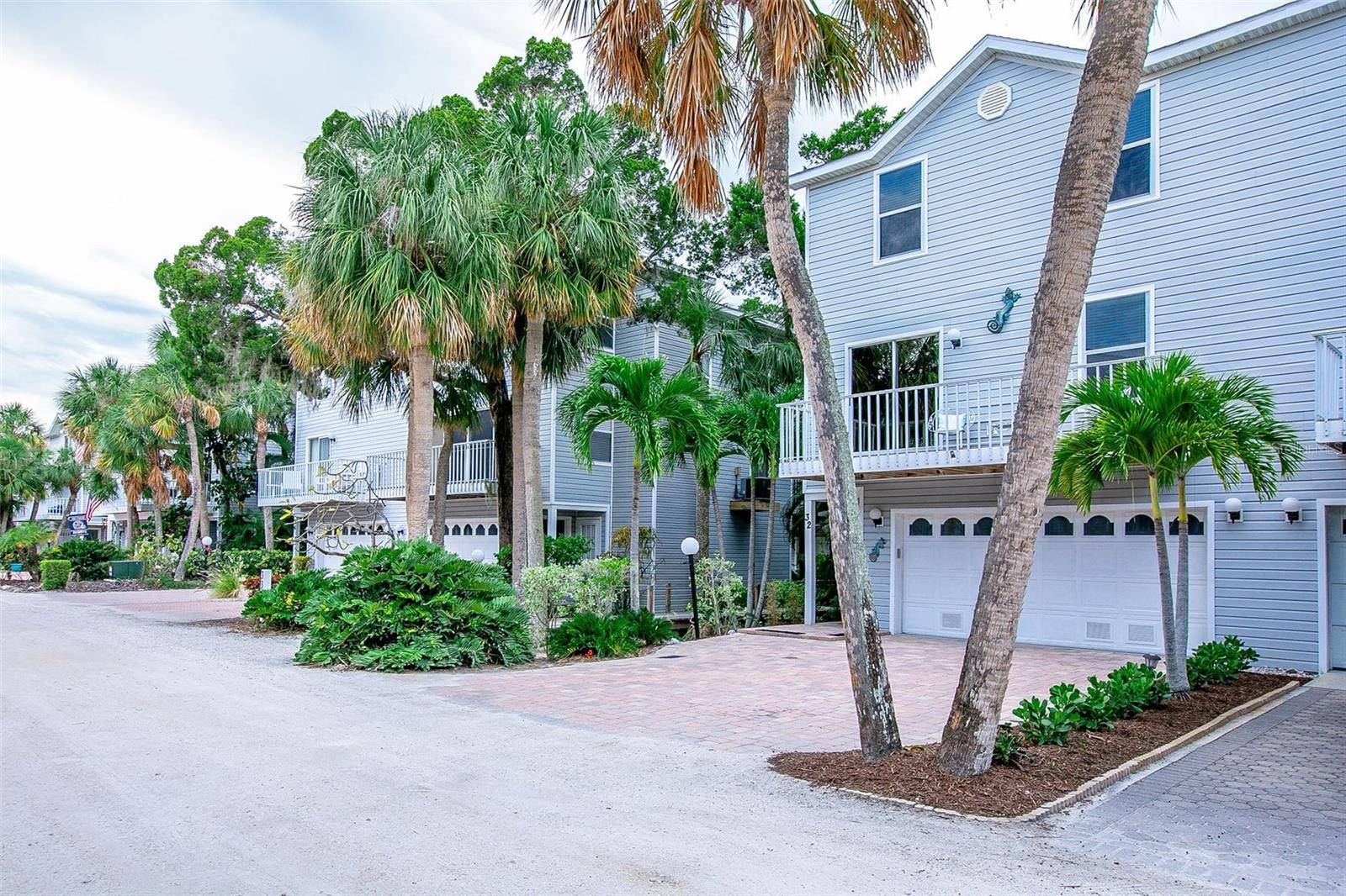 Holmes Beach, FL 34217,6250 HOLMES BLVD #32