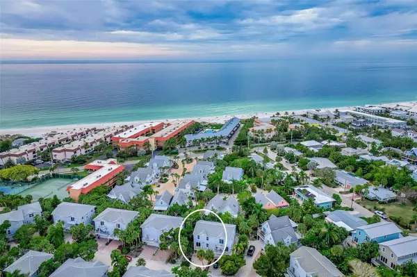 6250 HOLMES BLVD #32, Holmes Beach, FL 34217