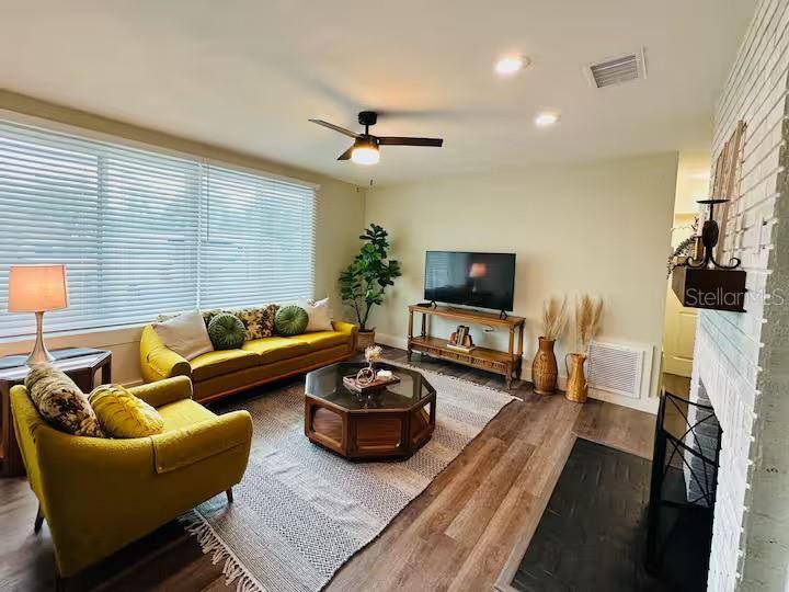 Sarasota, FL 34243,339 SUWANEE AVE