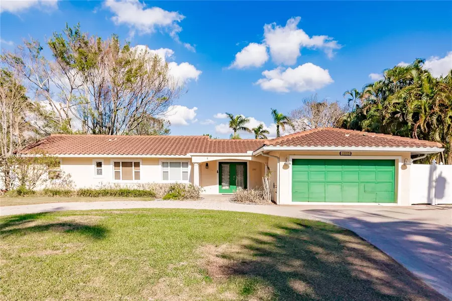 1397 HARBOR DR, Sarasota, FL 34239