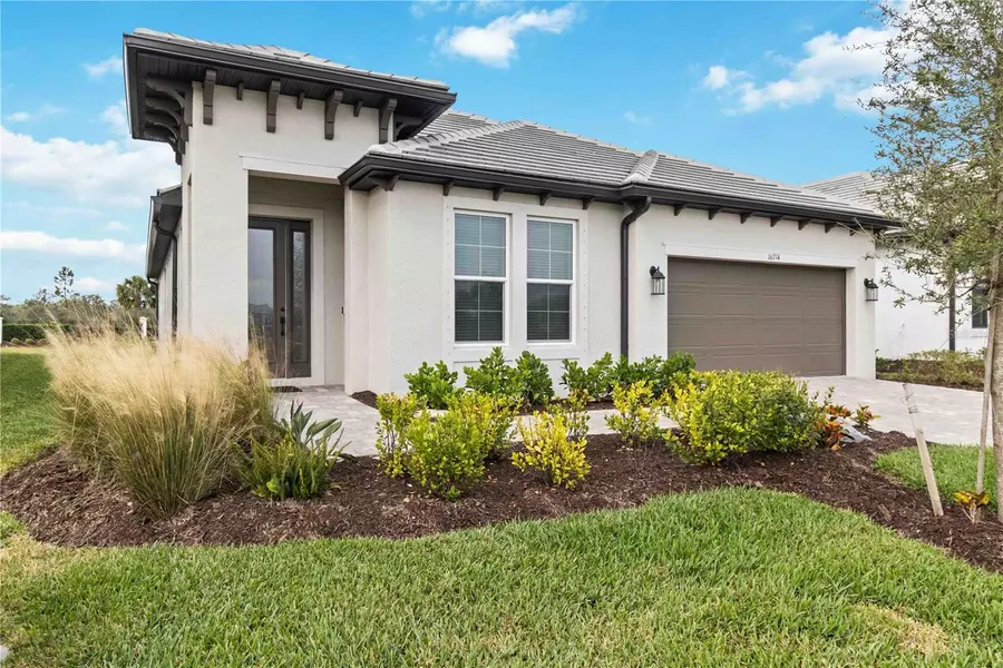 16714 SAVORY MIST CIRCLE CIR, Bradenton, FL 34211