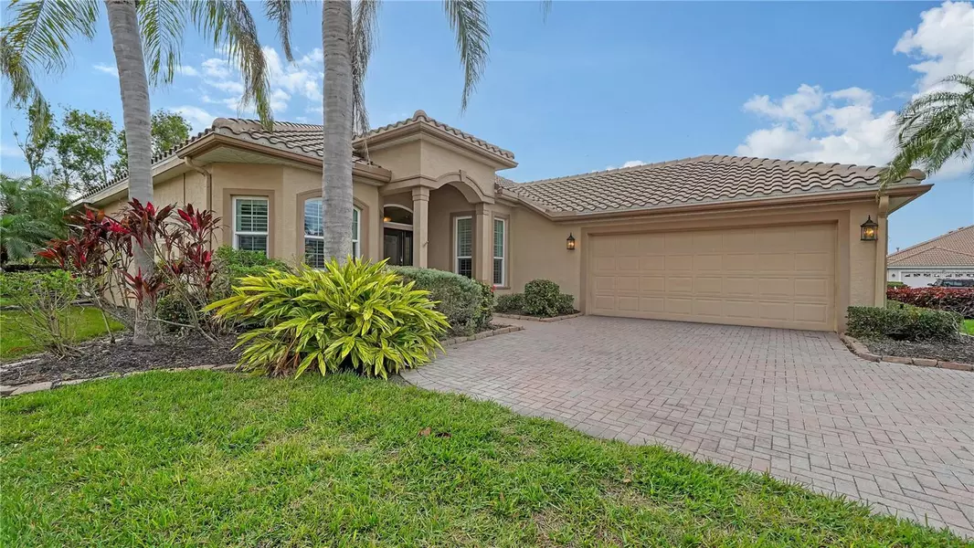 5272 HIGHBURY CIR, Sarasota, FL 34238