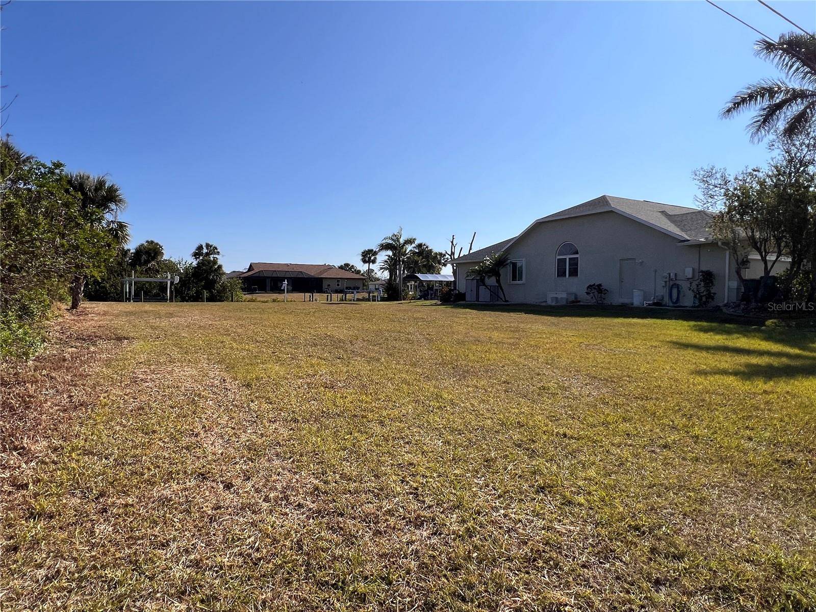 Port Charlotte, FL 33948,4466 BAYVIEW ST