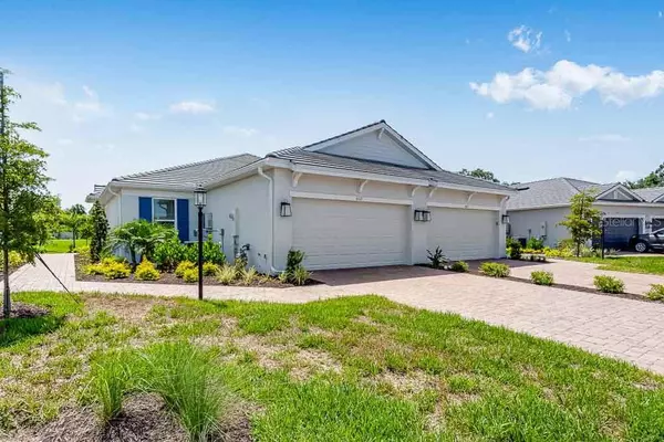 6107 MESA GLN, Bradenton, FL 34203