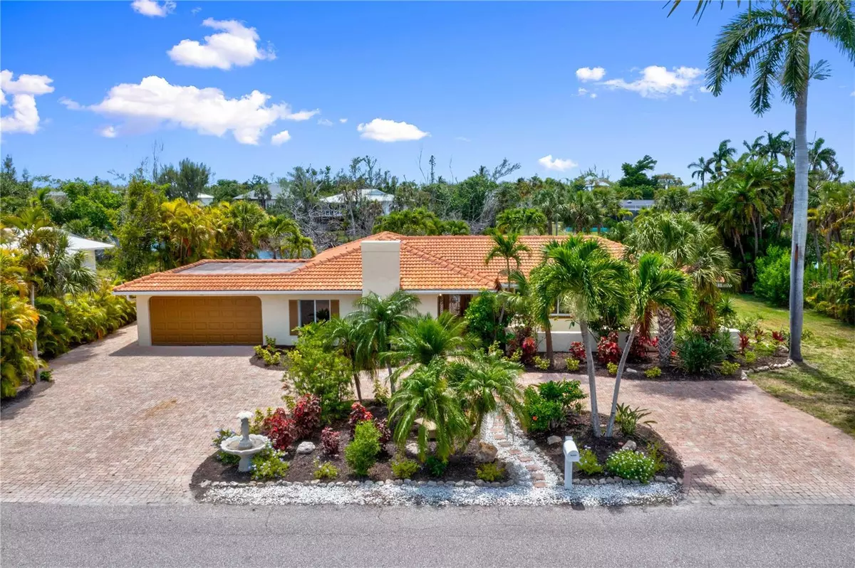 Sanibel, FL 33957,9421 MOONLIGHT DR