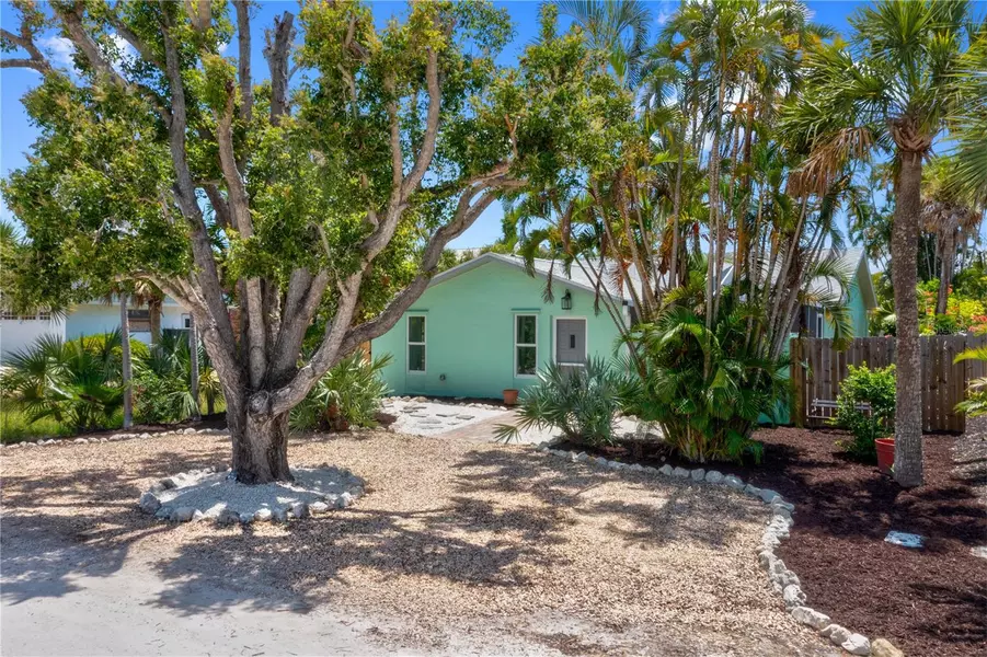 534 PIEDMONT RD, Sanibel, FL 33957