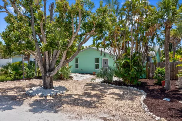 534 PIEDMONT RD, Sanibel, FL 33957