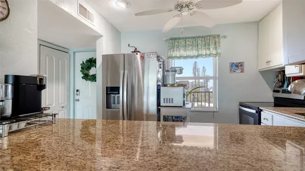 Longboat Key, FL 34228,4800 GULF OF MEXICO DR #3