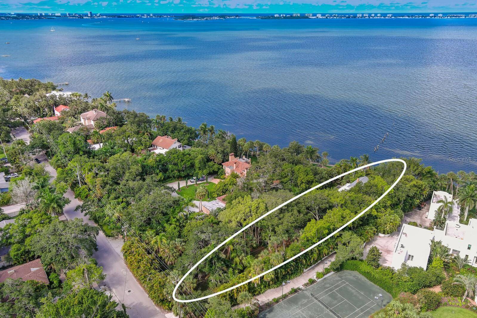 3301 BAY SHORE RD, Sarasota, FL 34234