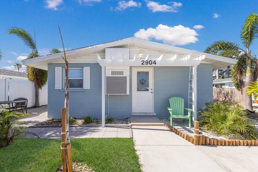 2904 AVENUE B #A, Holmes Beach, FL 34217