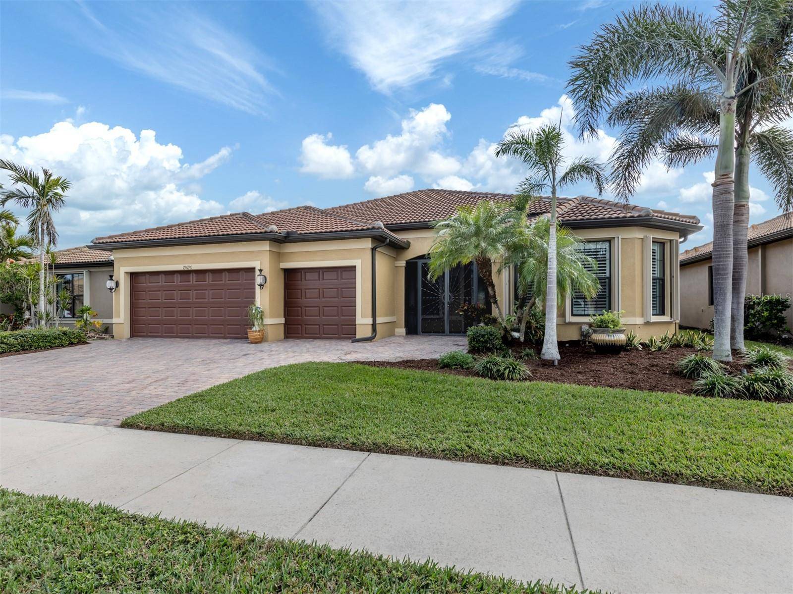 Venice, FL 34293,19696 PETRINO ST