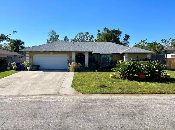 5320 FOX RUN RD, Sarasota, FL 34231