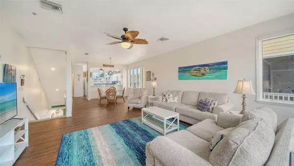 Longboat Key, FL 34228,653 CEDARS CT